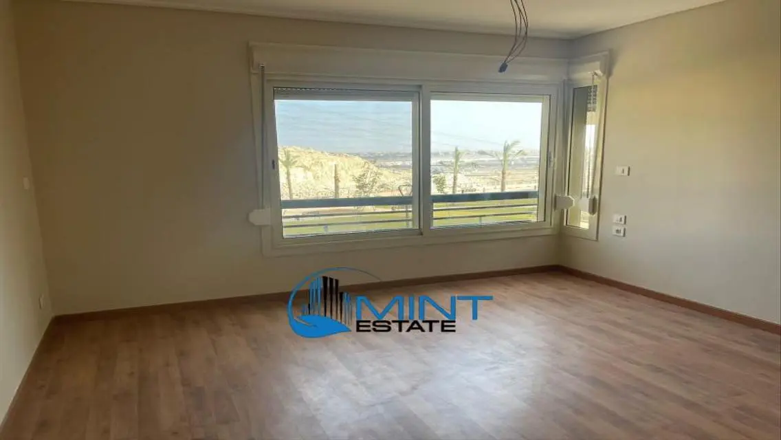 Luxury Home with Maid's Room and Excellent Amenities