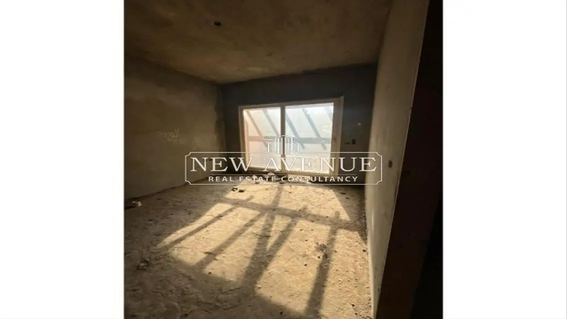 عقار فخم مع سمات مميزة للبيع