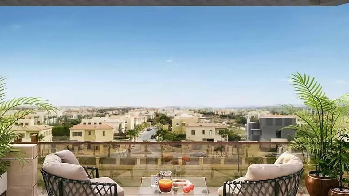 Luxurious Villa for Sale with Spacious Amenities