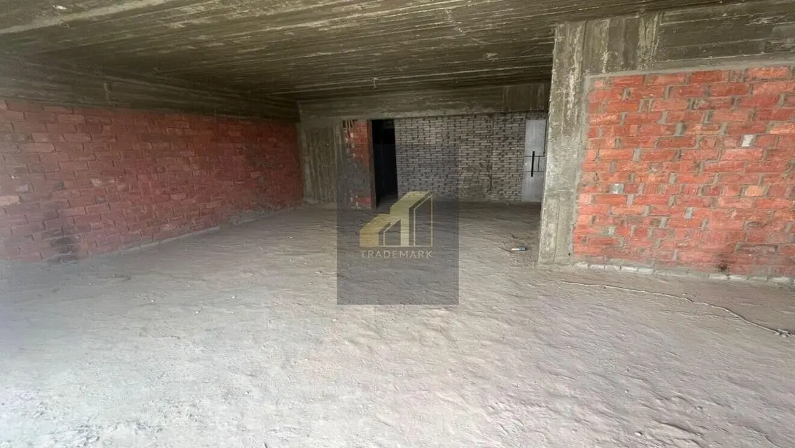 Stunning 183 sqm Apartment in a Prime Location