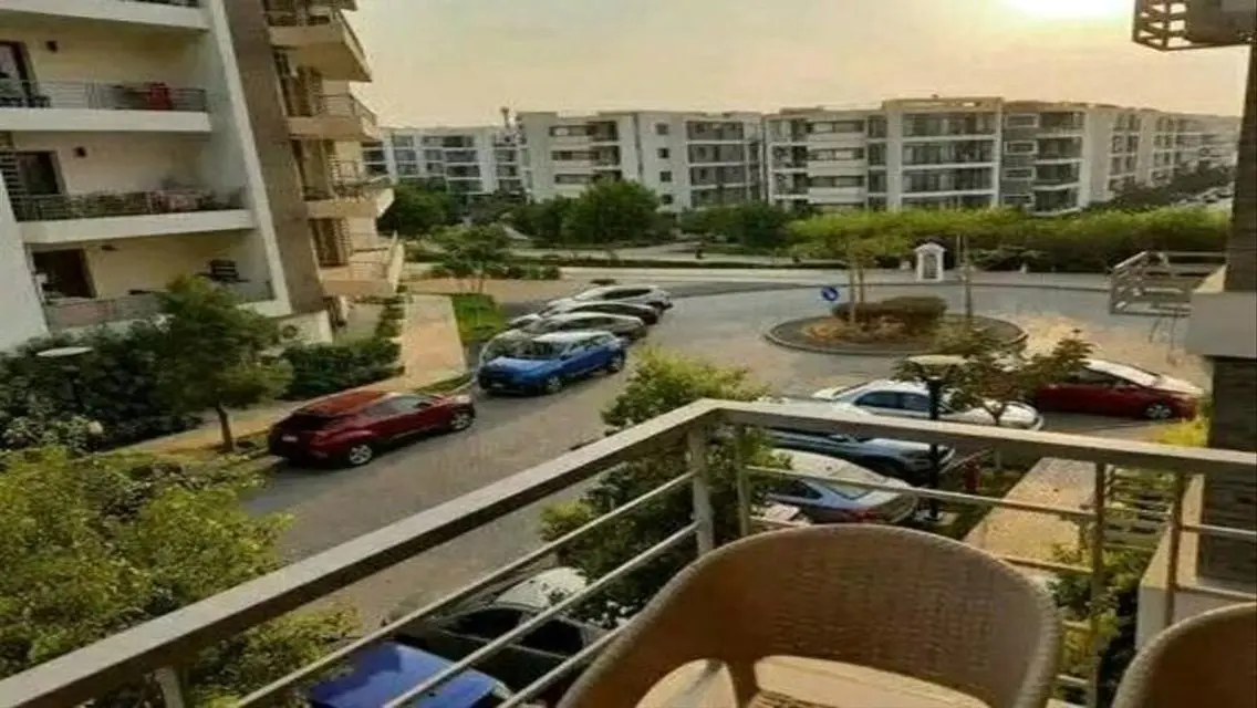 Luxury Two-Bedroom Apartment with Office and Amazing Amenities