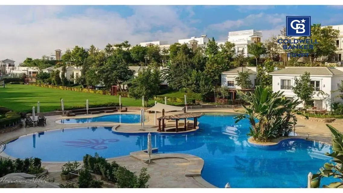 Luxurious Apartment with Modern Charm in the Heart of the City