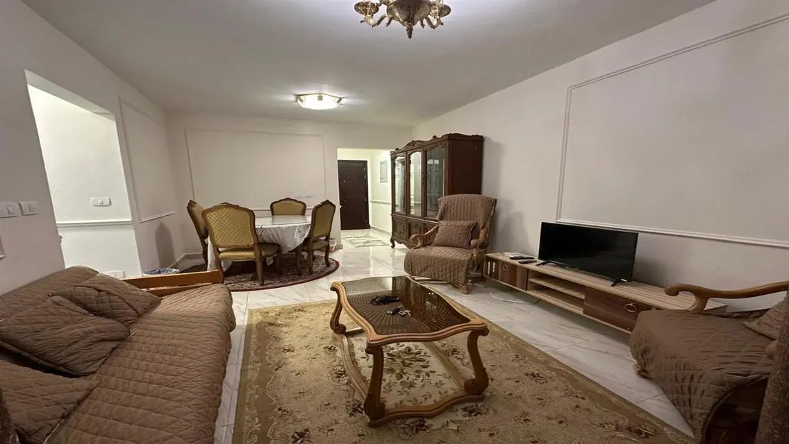 Beautiful Apartment in B12