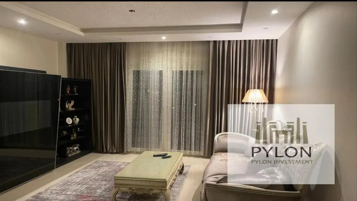 Ideal Investment with 160 sqm Featuring Balcony and Security Guard