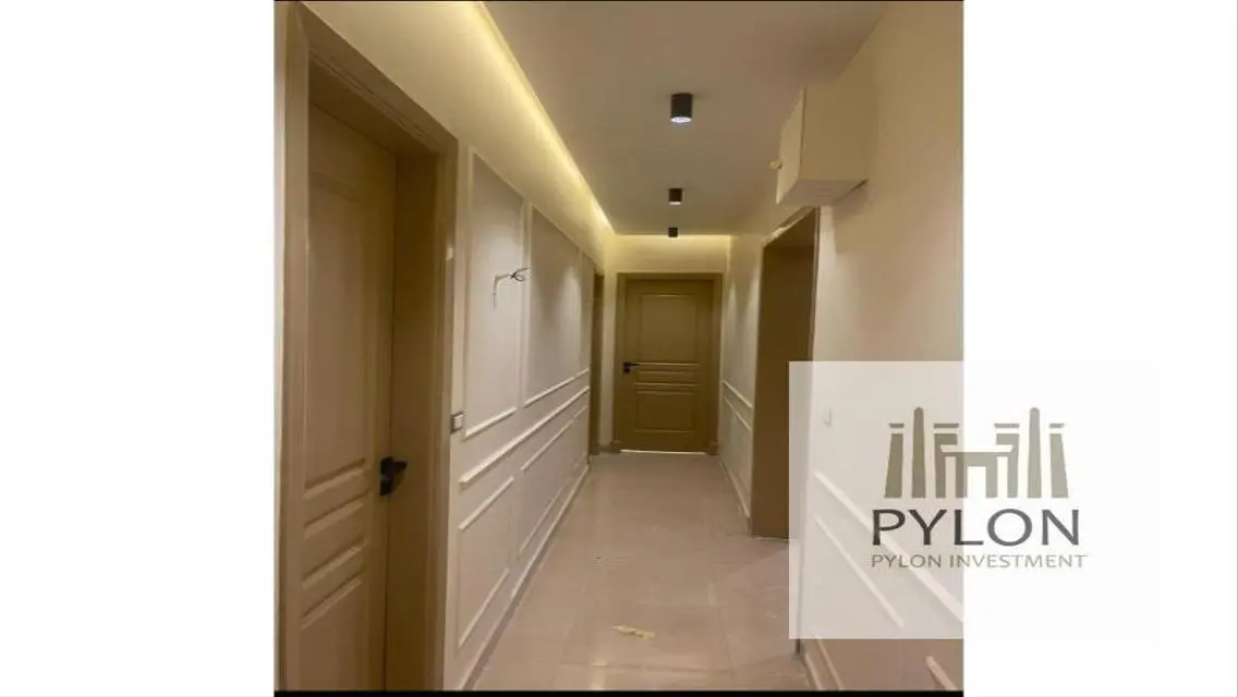 Ideal Investment with 160 sqm Featuring Balcony and Security Guard