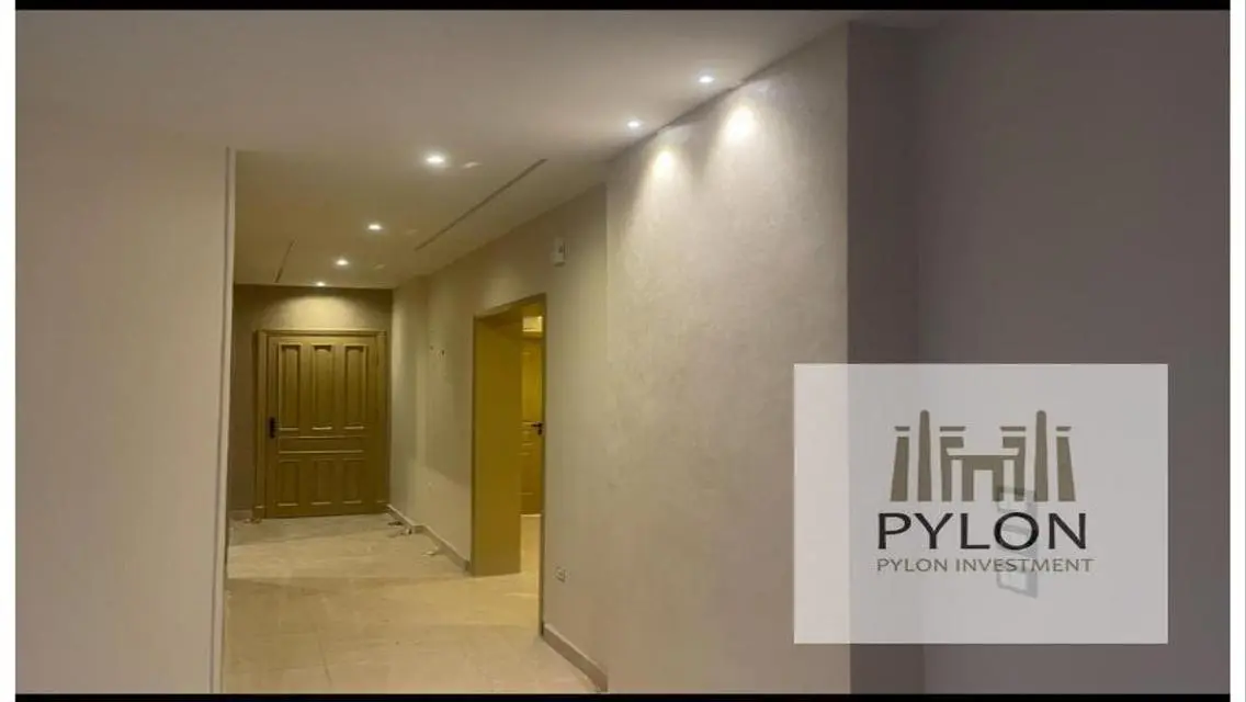Ideal Investment with 160 sqm Featuring Balcony and Security Guard