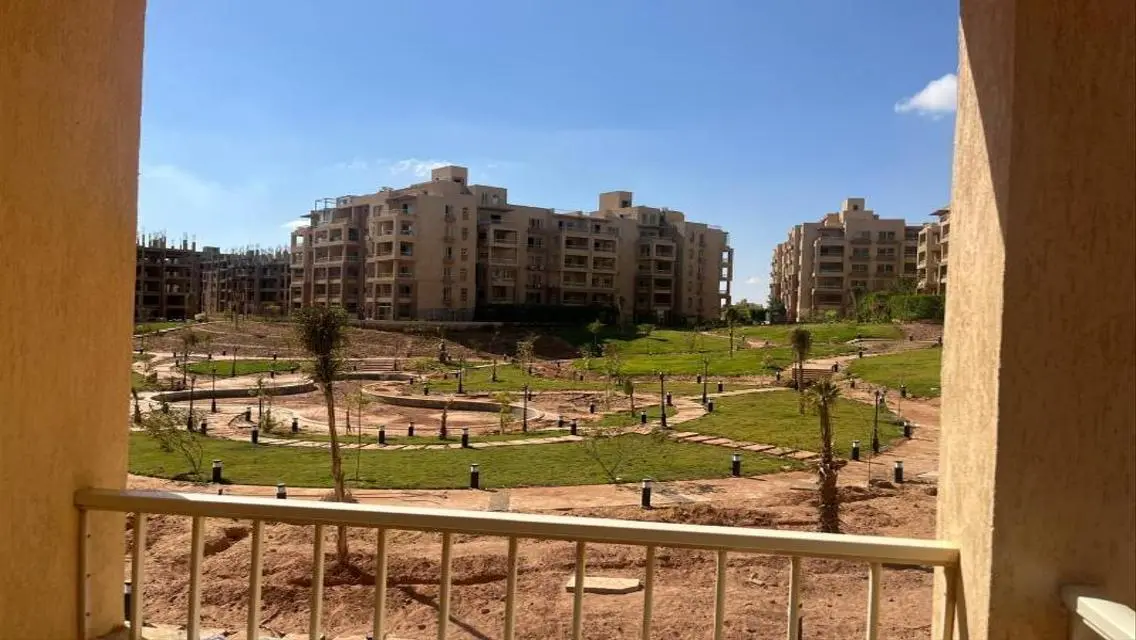 شقة للبيع بسعر مغري