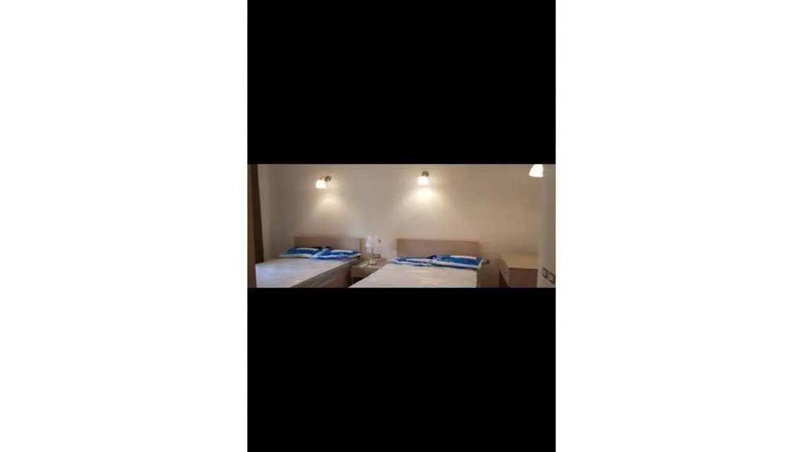 Modern Apartment in Prime Location with Private Garden