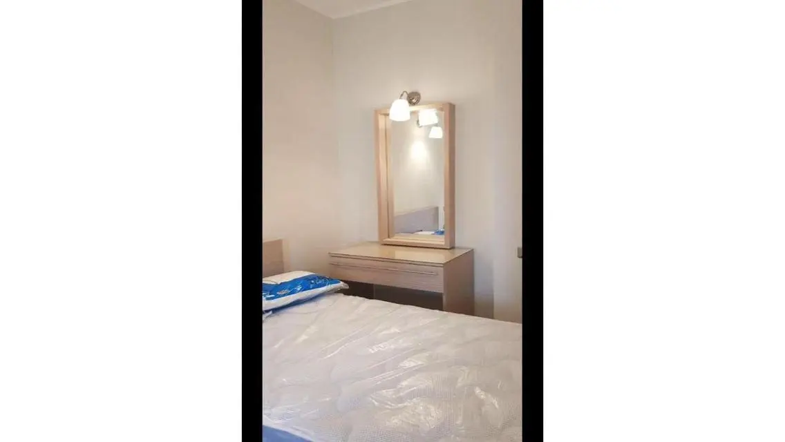 Modern Apartment in Prime Location with Private Garden
