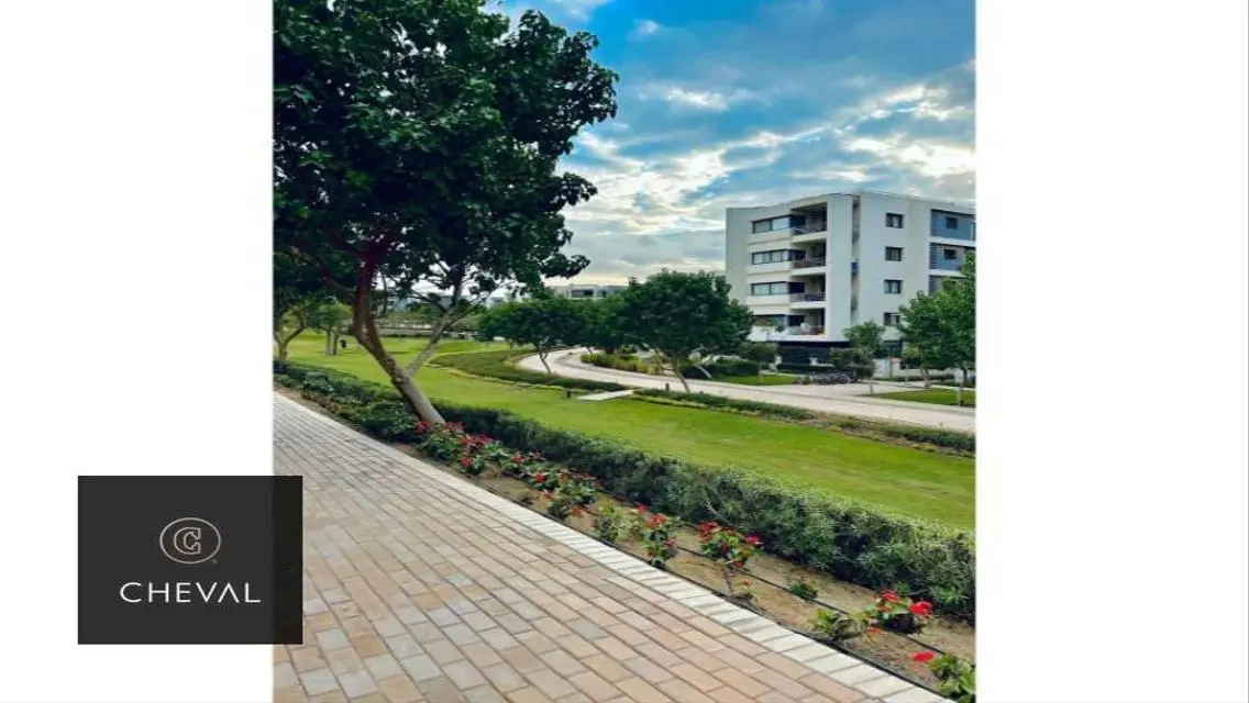 Stunning Apartment for Rent with Lake View
