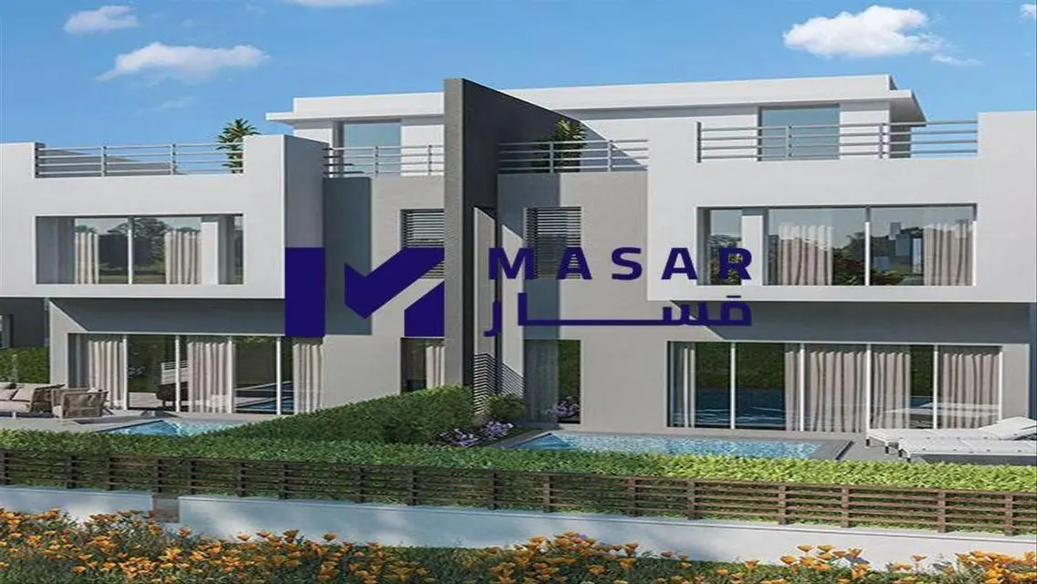 Luxury Villa for Sale with Spacious Amenities