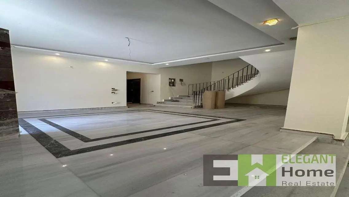 Stunning 2500 sqm Apartment for Rent in Prime Location