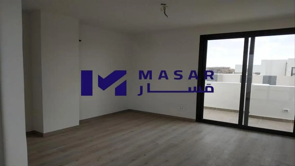 شقة فاخرة للإيجار في موقع متميز