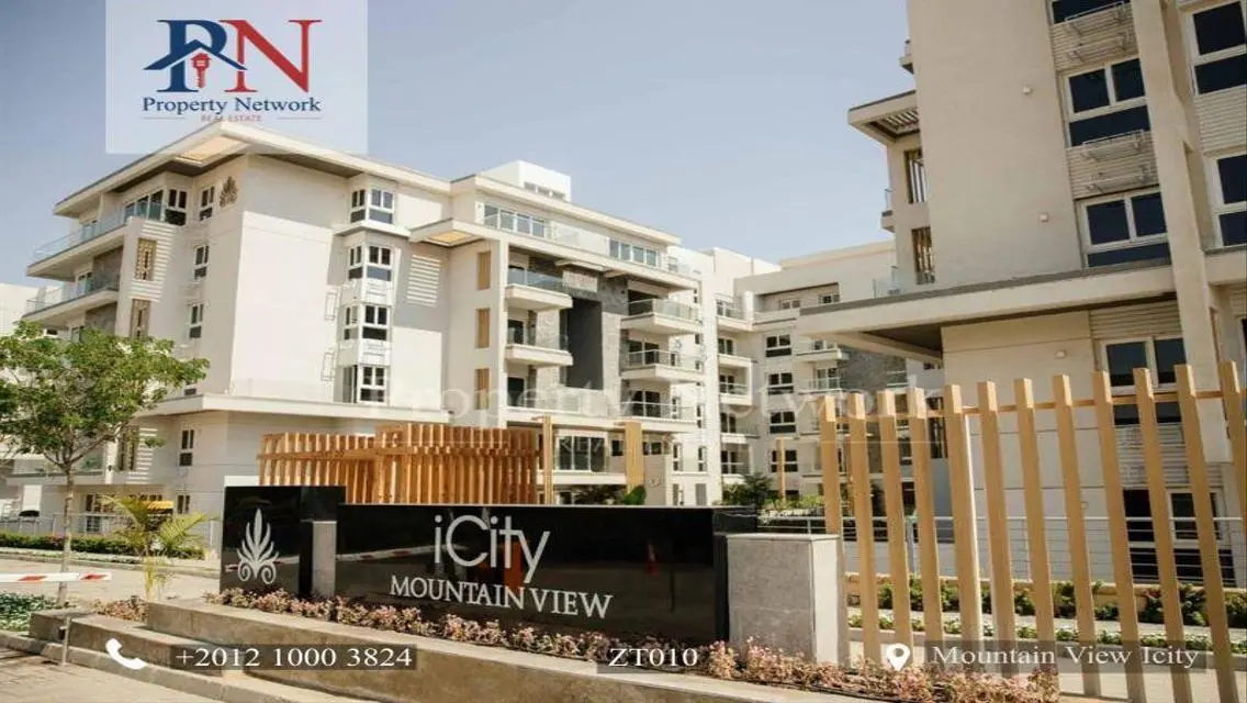 Luxury Apartment with Stunning Landmark Views