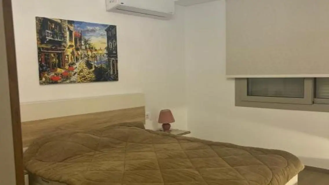 شقة فاخرة بمساحة 200 متر مع إطلالة جميلة