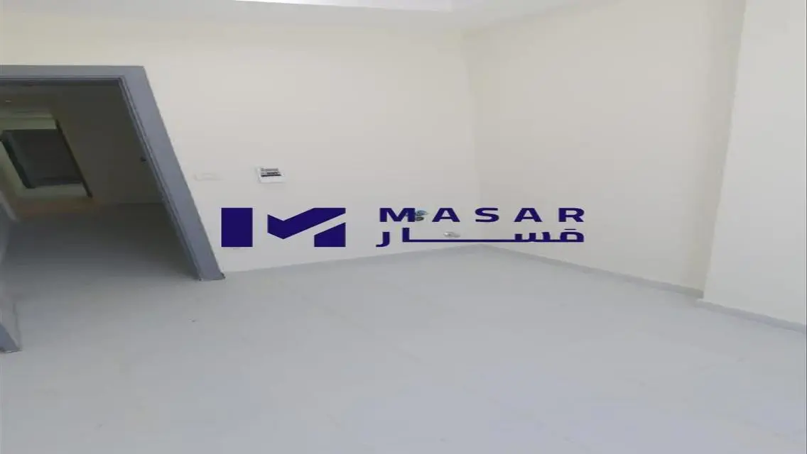 شقة فاخرة للبيع بمساحة واسعة