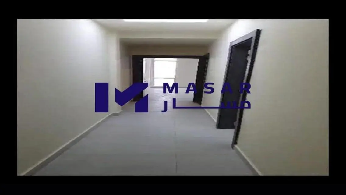 شقة فاخرة للبيع بمساحة واسعة