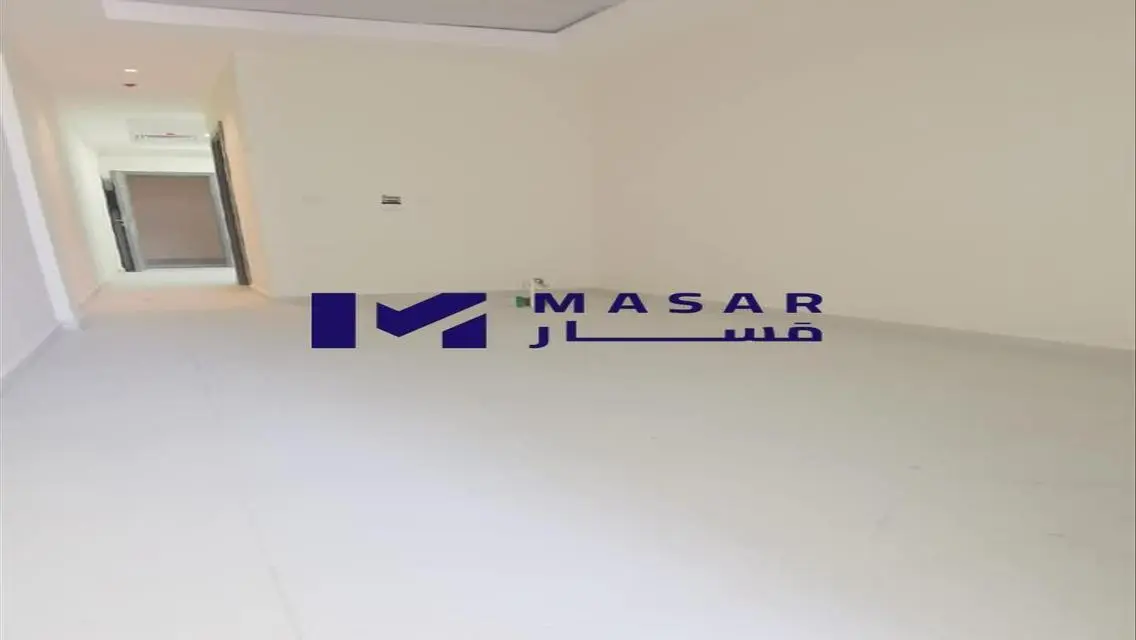 شقة فاخرة للبيع بمساحة واسعة