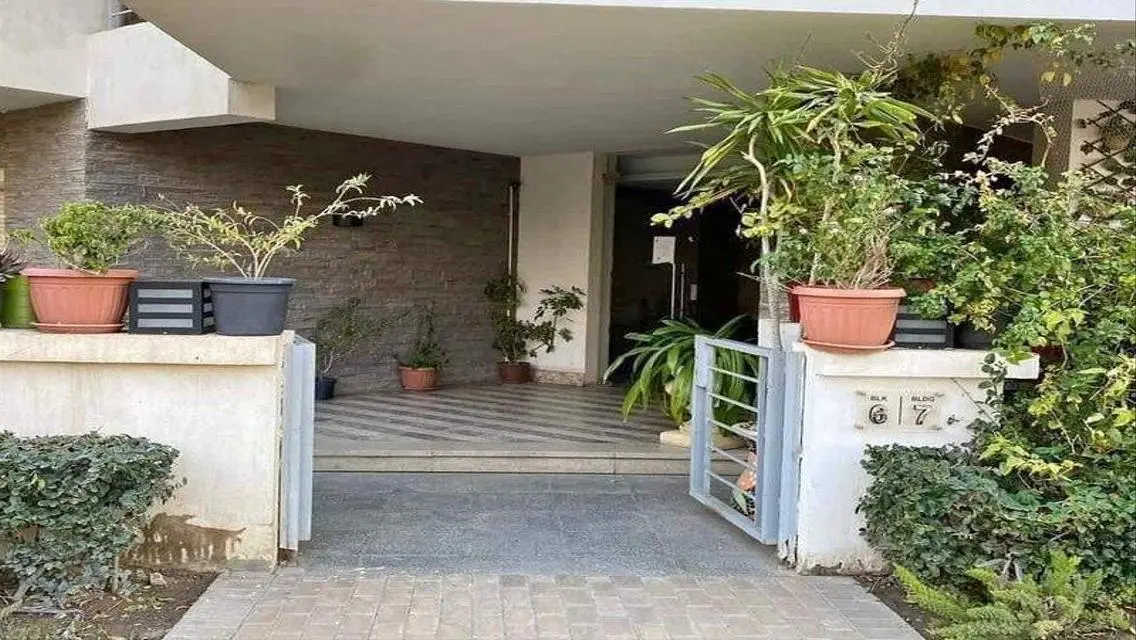 Luxurious Apartment with Spacious Living in the Heart of the City