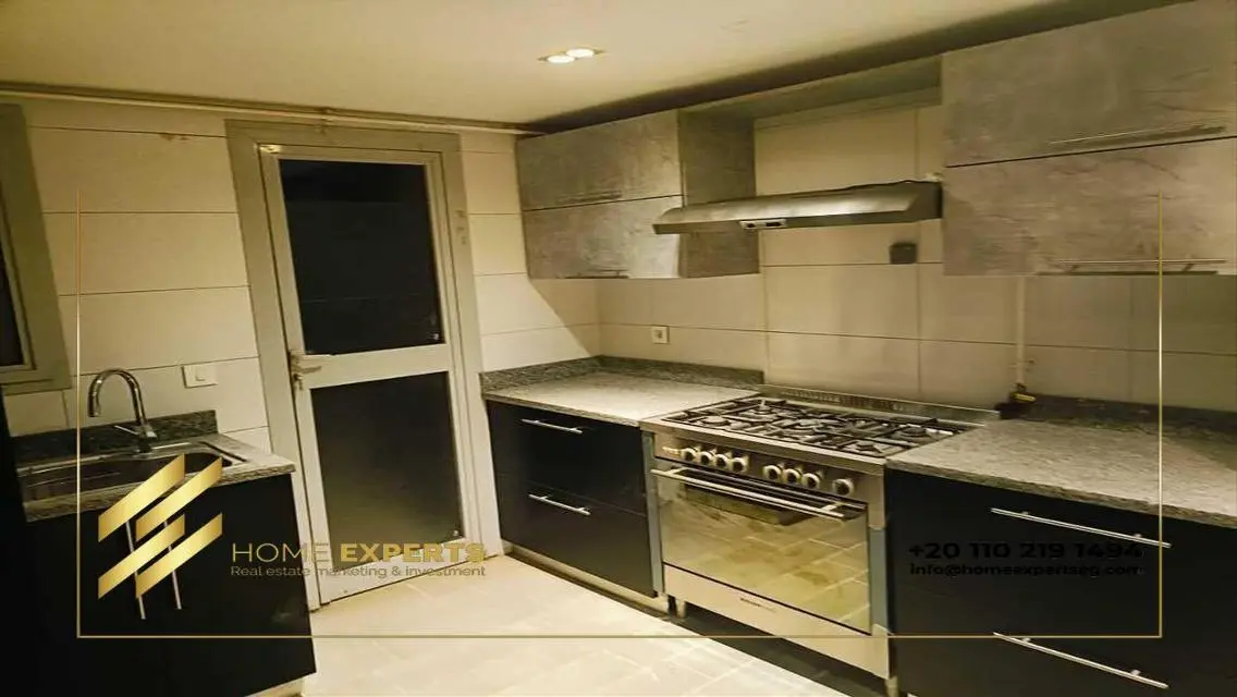 Luxurious Apartment with Maid's Room and Premium Amenities