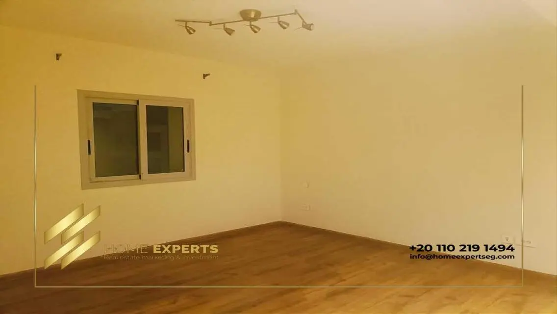 Luxurious Apartment with Maid's Room and Premium Amenities