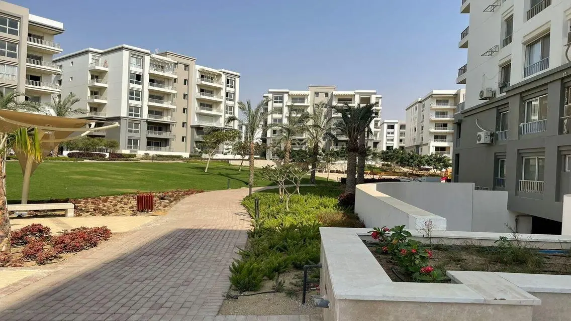 Amazing Investment Opportunity: 156 sqm Apartment