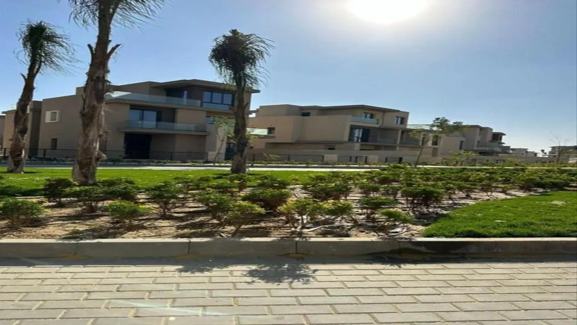 Luxury Apartment with Modern Design in Prime Location