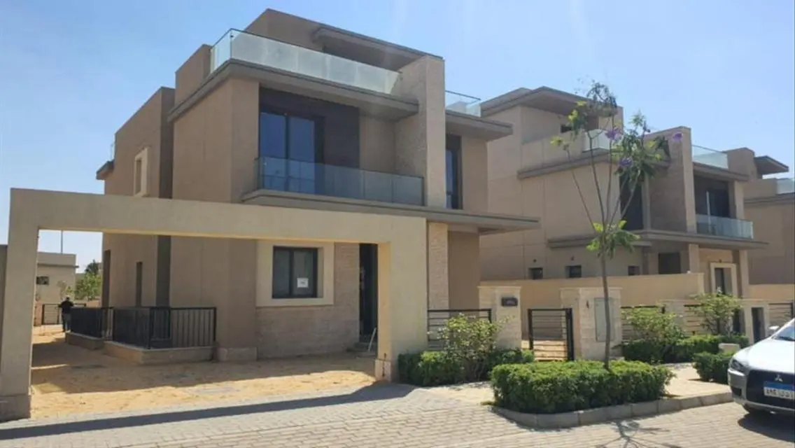 Luxury Apartment with Modern Design in Prime Location