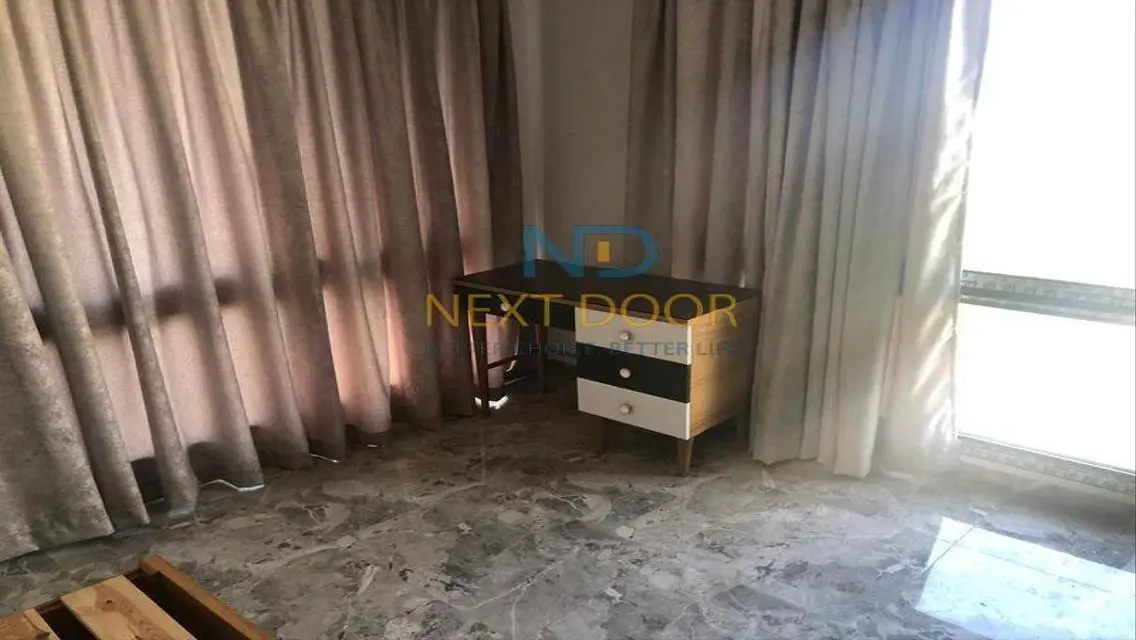 Luxurious Apartment in a Prime Compound Near Major Landmarks