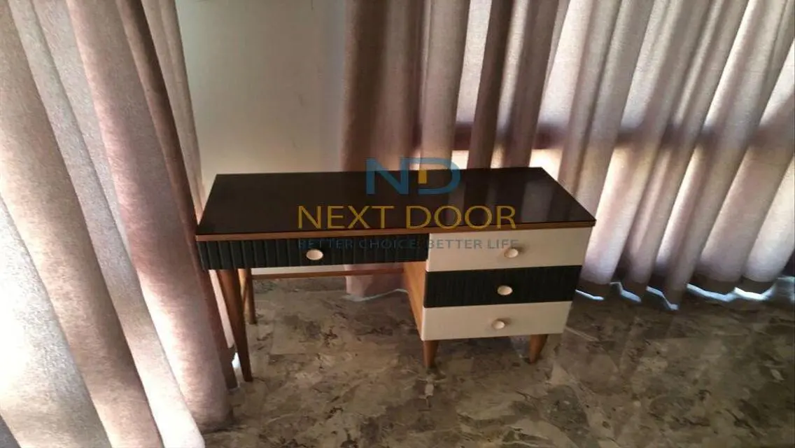 Luxurious Apartment in a Prime Compound Near Major Landmarks