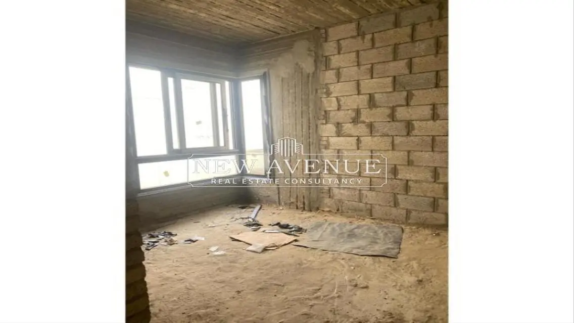 Luxury Apartment with Private Garden and Maid's Room