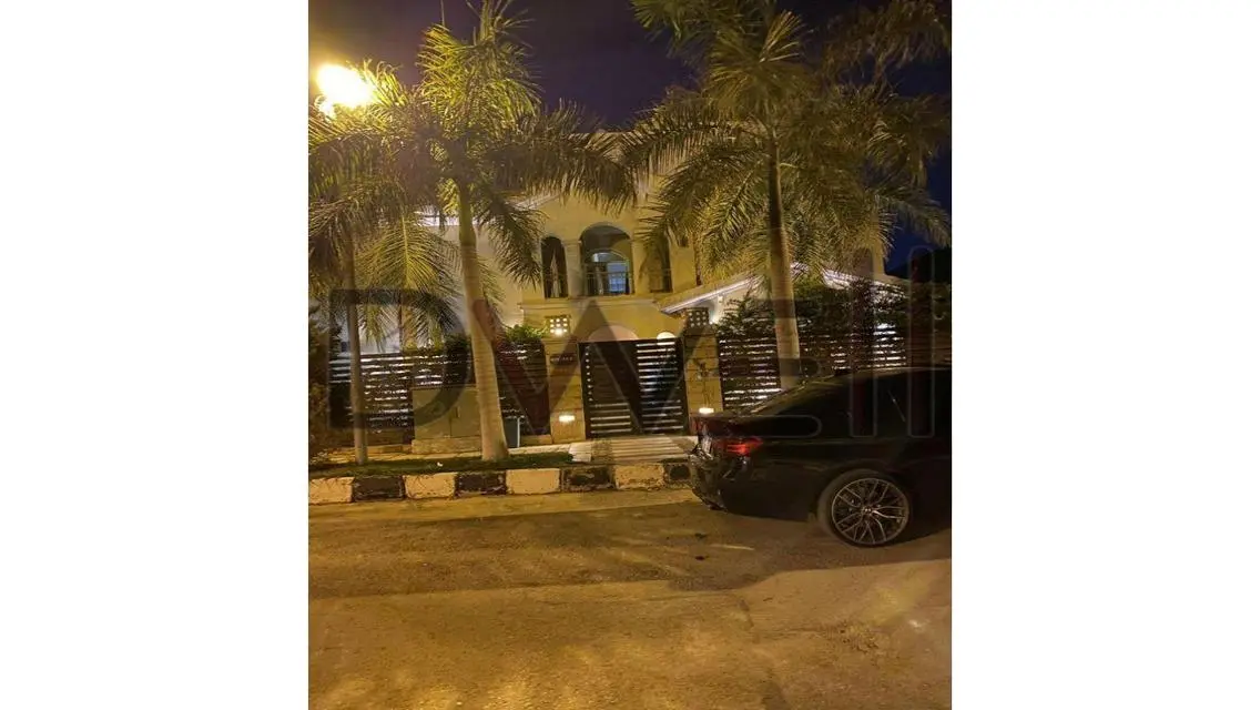 فيلا متميزة للبيع في القاهرة الجديدة