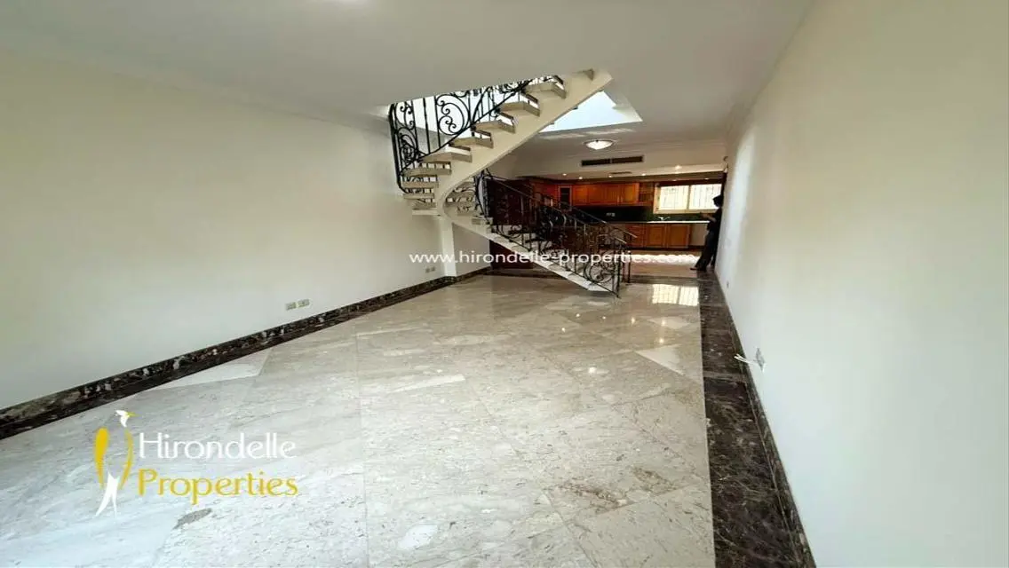 Luxury Villa with Private Pool and Stunning Lake View