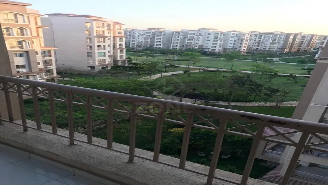 Luxurious Apartment for Sale with Spacious Area