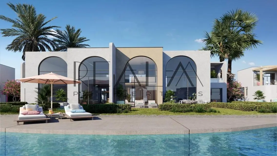 Luxury Villa with Private Garden and Pool in Prime Location