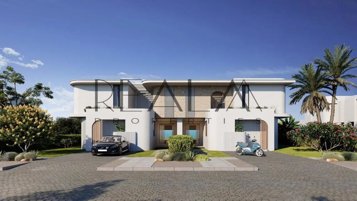 Luxury Villa with Private Garden and Pool in Prime Location