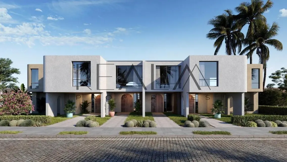 Luxury Villa with Private Garden and Pool in Prime Location
