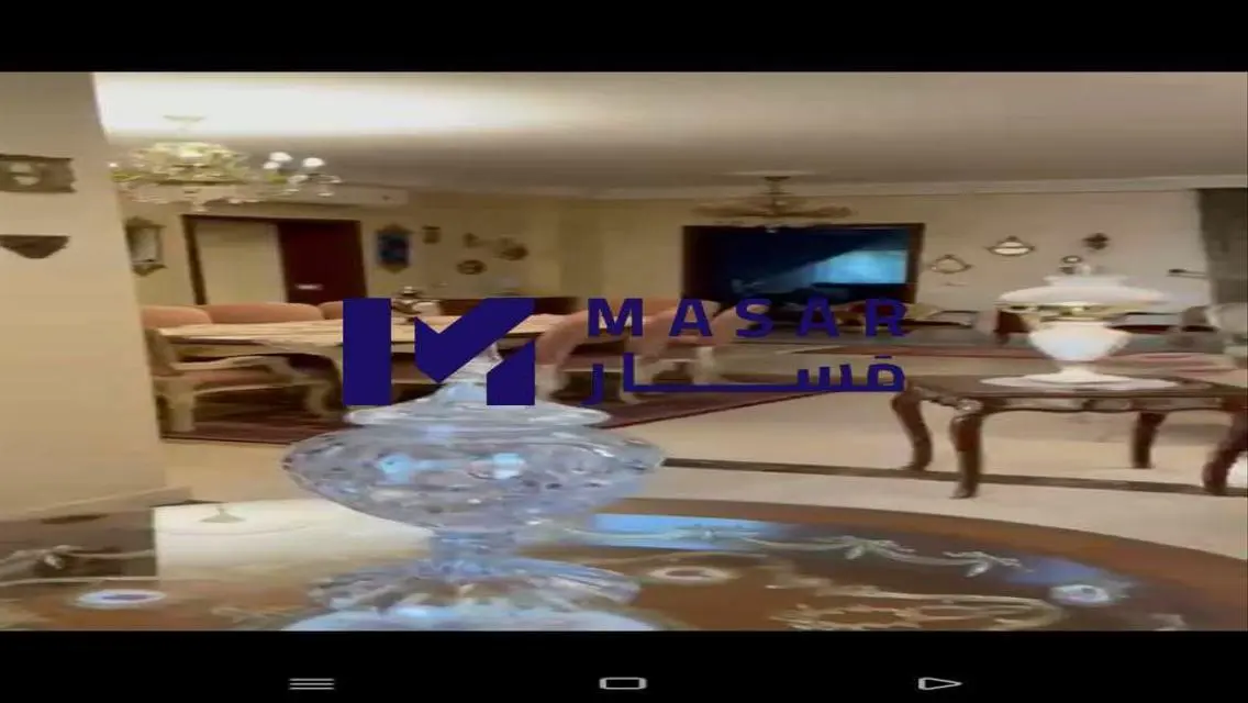 Luxurious Villa for Sale - 700 Square Meters of Elegance