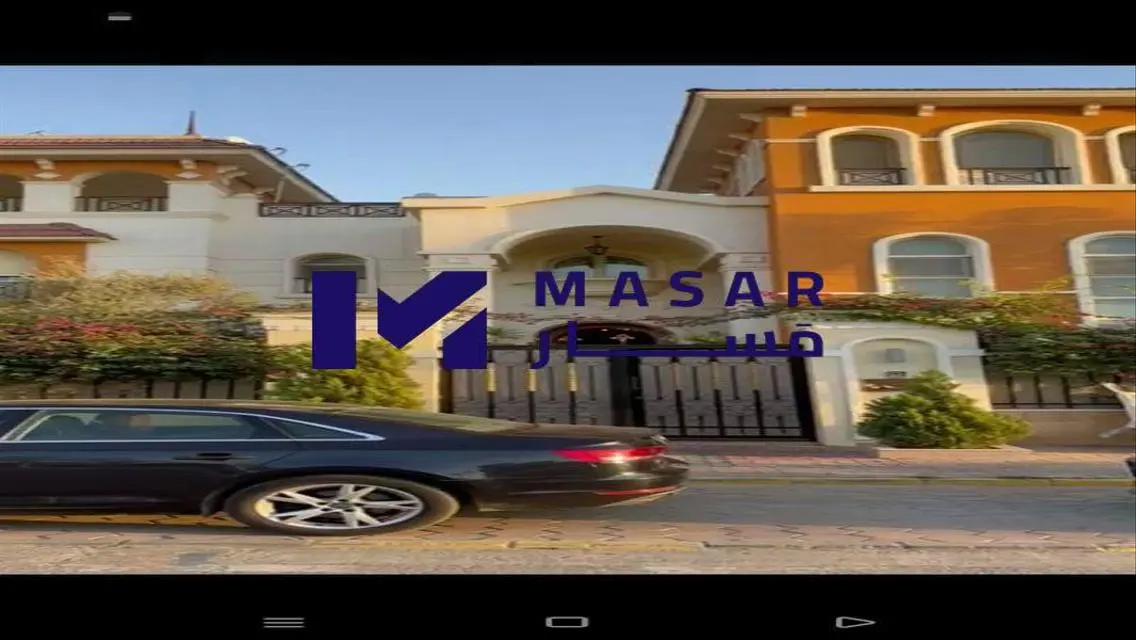 Luxurious Villa for Sale - 700 Square Meters of Elegance
