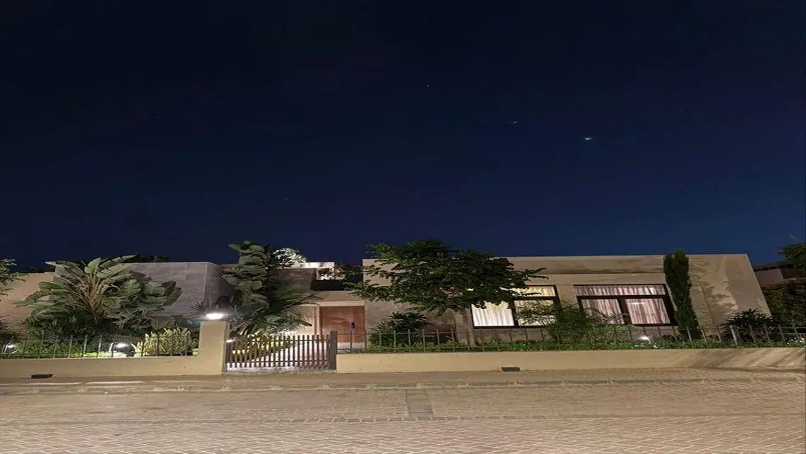 Luxurious House for Sale Near Kent College, Germany