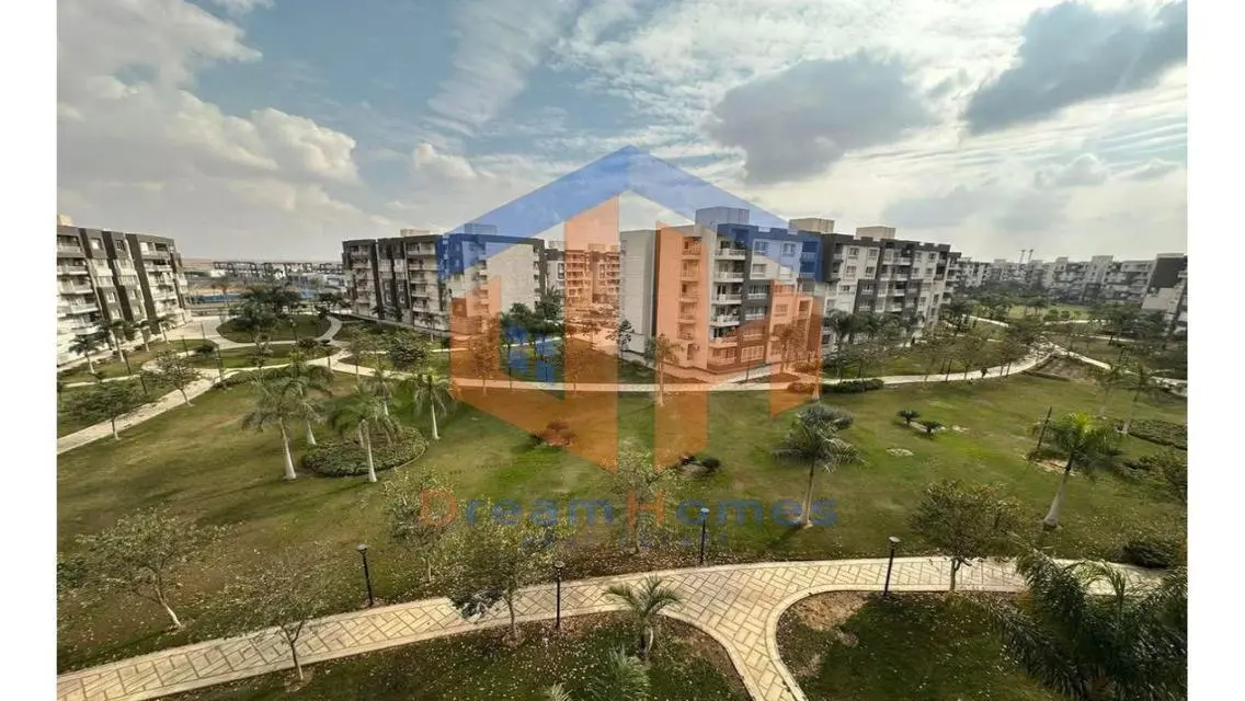 Luxury Apartment for Sale in B12 at 5,700,000 EGP