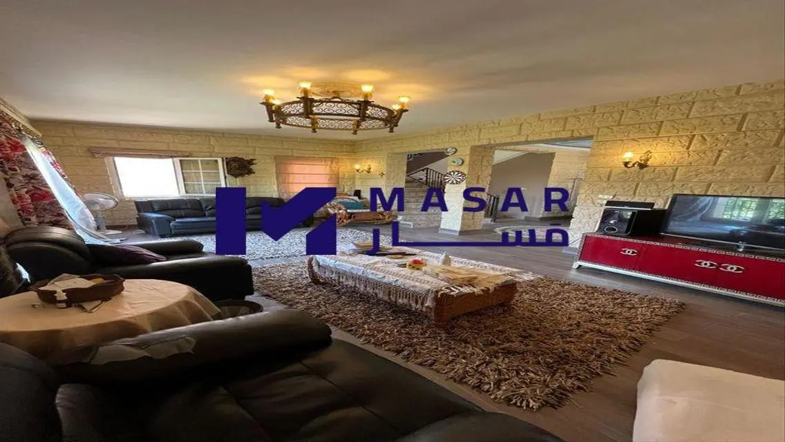 Luxury Villa for Sale with Private Garden and Stunning View