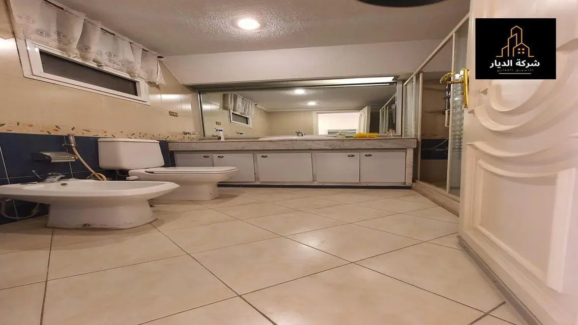 Stunning 3-Bedroom Apartment with Scenic View