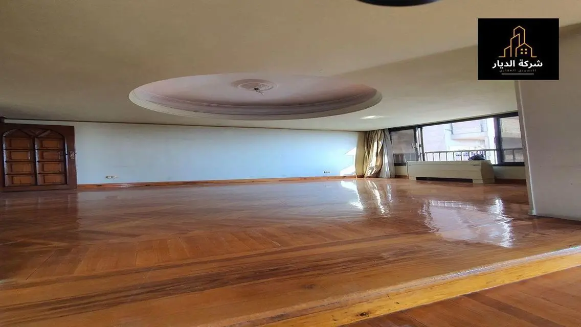 Stunning 3-Bedroom Apartment with Scenic View