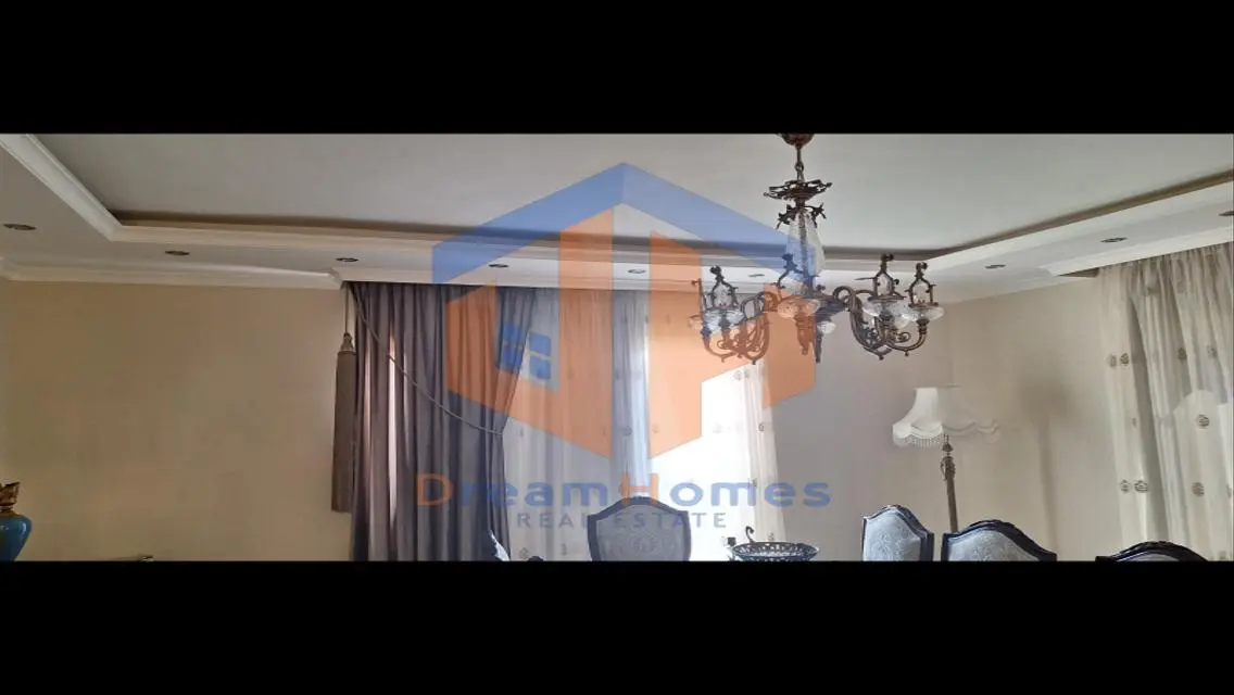 Luxurious Villa with Maid's Room and Many Amenities