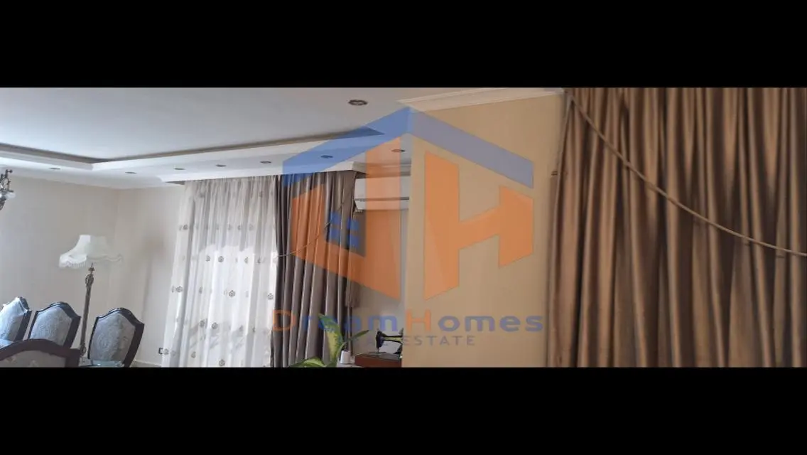Luxurious Villa with Maid's Room and Many Amenities