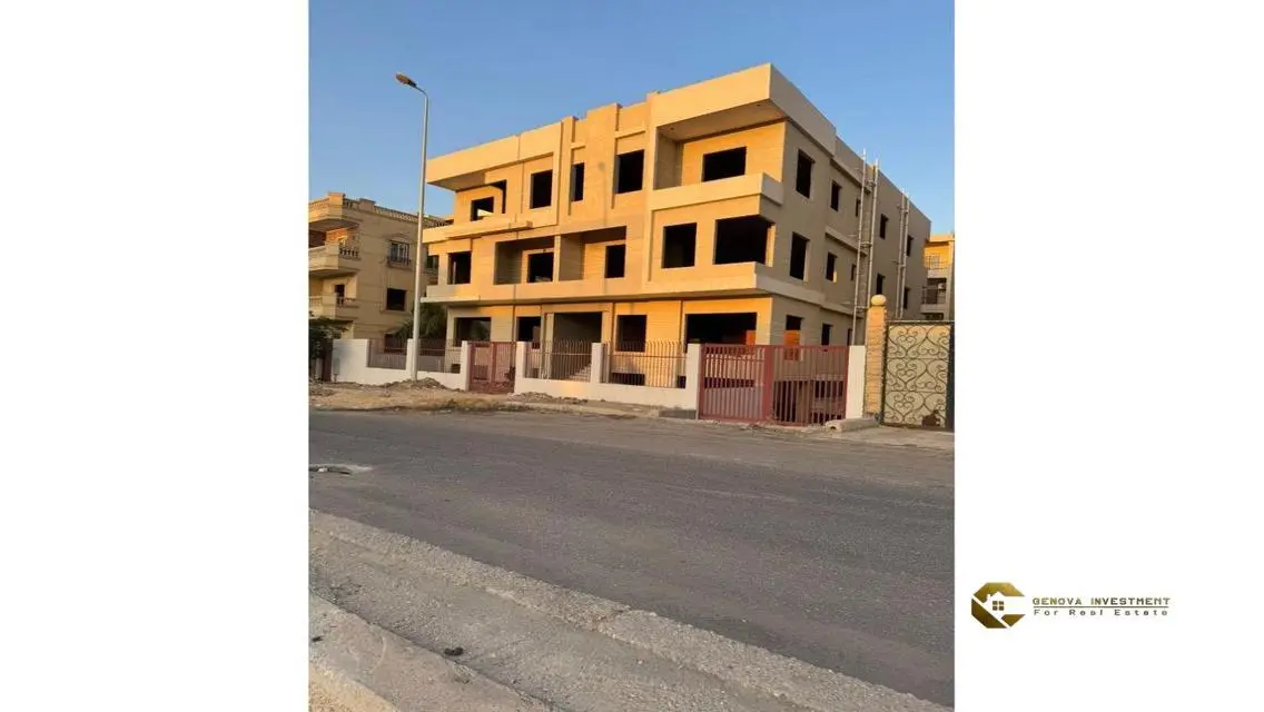 شقة فاخرة للبيع بمساحة 225 متر