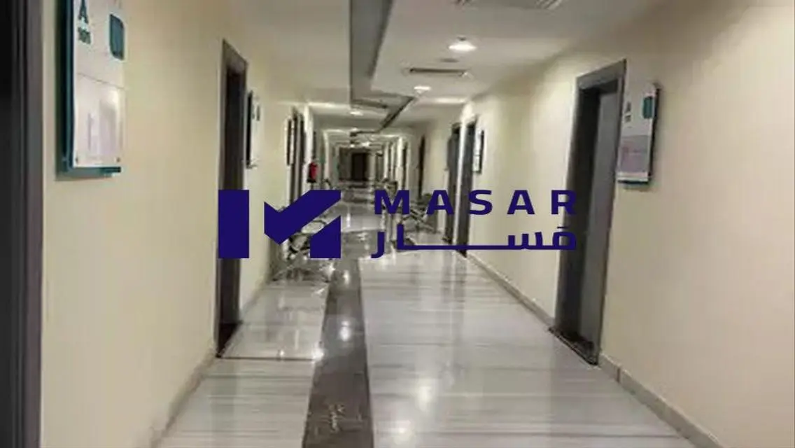 مكتب للإيجار بمساحة مميزة في قلب المدينة