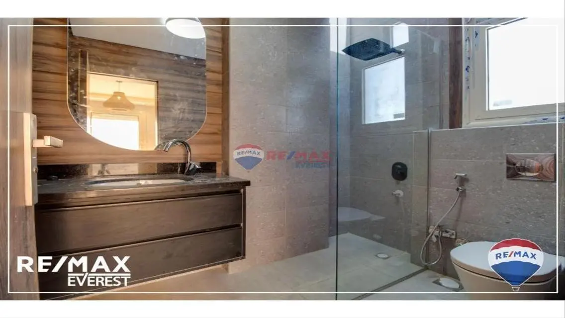 Luxury Villa with Private Pool and Garden - 4 Bedrooms