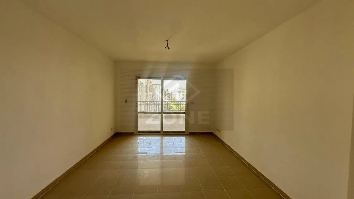 Office in Banks Complex - Madinaty